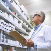 Como reduzir o desperdício de medicamentos no Brasil