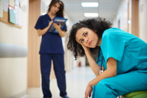 Como a IoT evita falhas humanas em hospitais e laboratórios