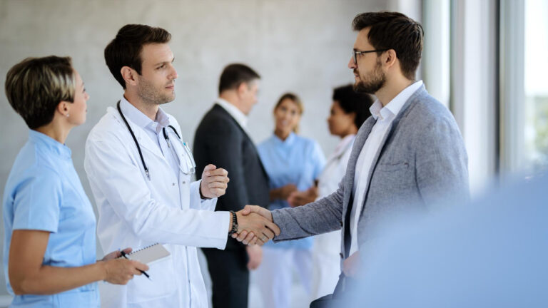 Como escolher a empresa ideal de monitoramento contínuo para hospitais: um guia completo