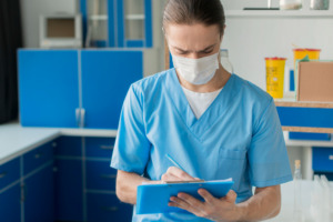 Como a IoT evita falhas humanas em hospitais e laboratórios