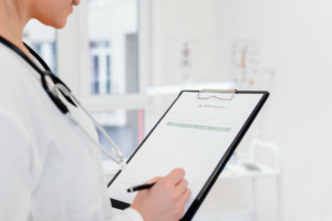 Planilhas na gestão hospitalar: aliadas ou obstáculos à eficiência?