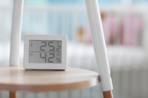 Monitoramento de temperatura e umidade: por que só sensor não basta?