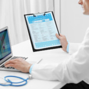 Planilhas na gestão hospitalar: aliadas ou obstáculos à eficiência?