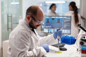 Como evitar riscos no controle de temperatura em pesquisas científicas