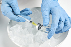 Por que o armazenamento correto é vital para vacinas?