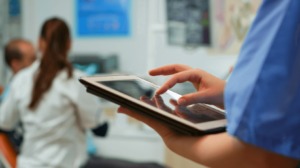 Engenharia clínica e IoT: como melhorar a gestão de equipamentos