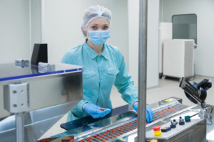 Como a temperatura afeta a estabilidade dos medicamentos